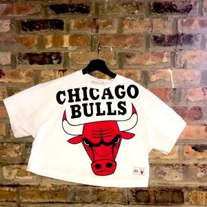 Chicago Bulls NBA Basketball Crop Top Tee